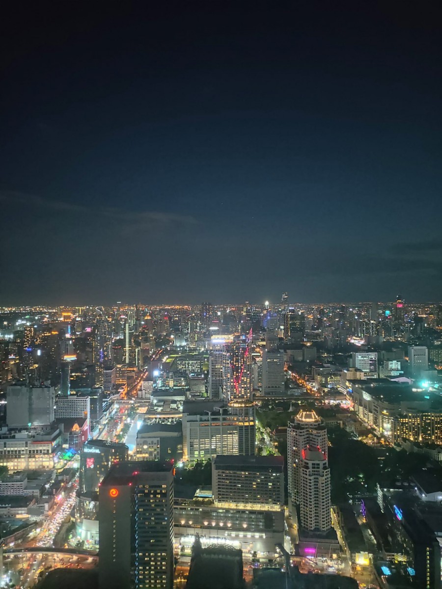Un mese fa eravamo in Thailandia e oggi la missione è qui