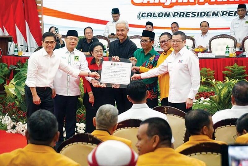 p.6 Public annoucement to tap Mahfud Md as Ganjar Pranowo partner 2