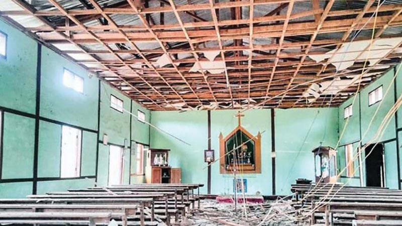 p.6 Myanmar chiesa bombardata