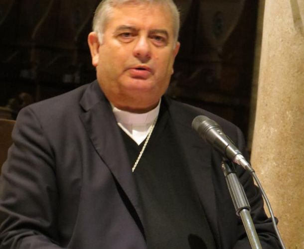 Conferenza con mons. Jose Rodr&iacute;guez Carballo