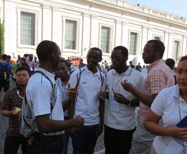 CONGRES INTERNATIONAL, JEUNES CONSACRES/CREES (4)
