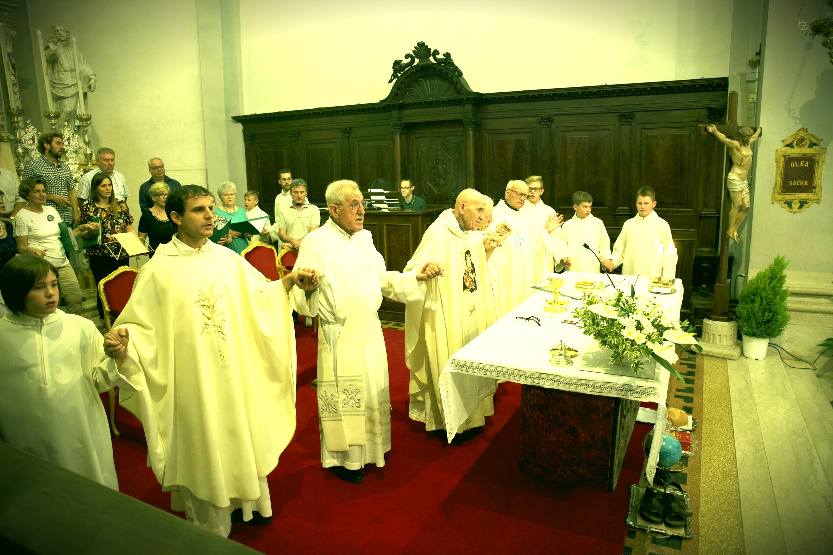 60° di ORDINAZIONE DI Padre FRANCO LIZZIT